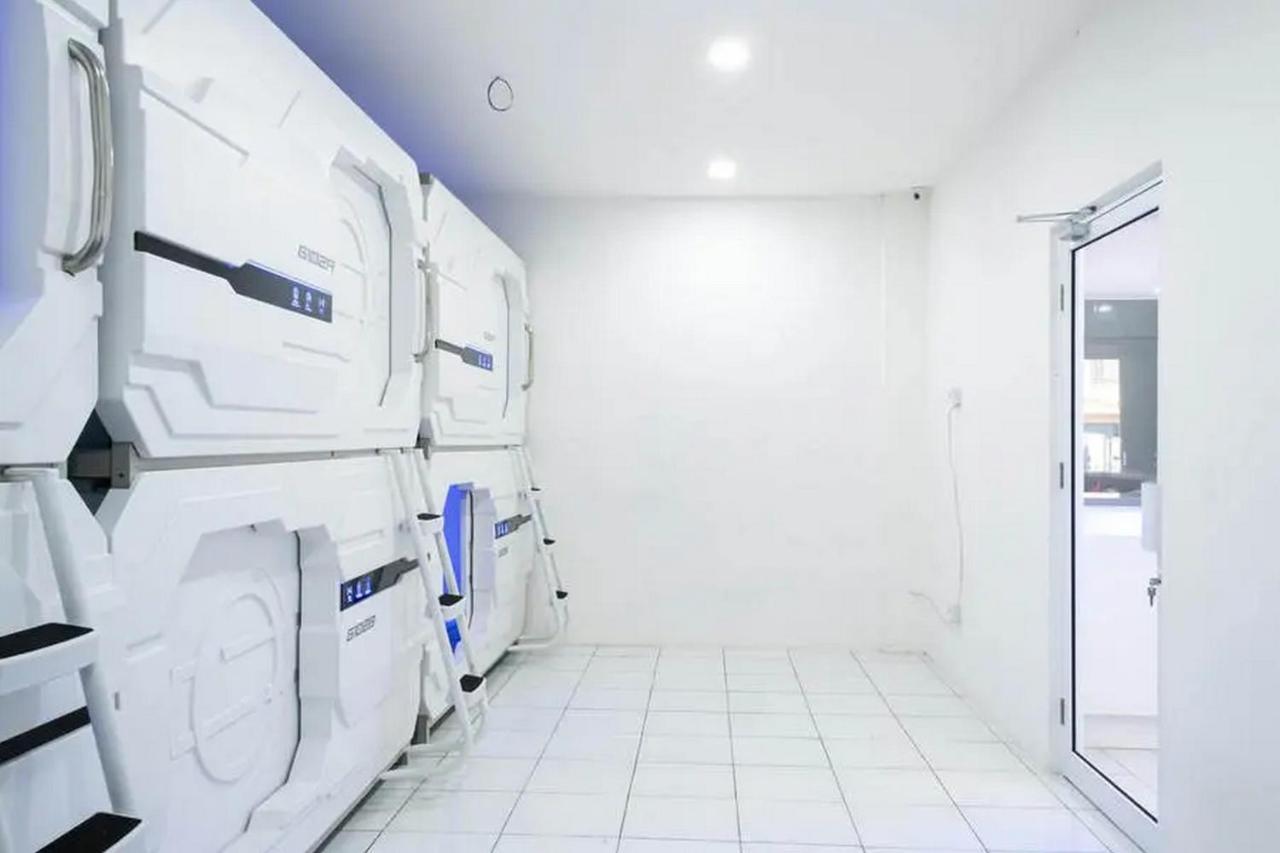 Reddoorz Hostel Near Taman Puring Τζακάρτα Εξωτερικό φωτογραφία