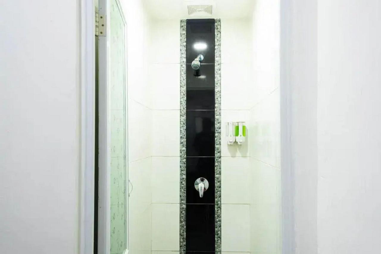 Reddoorz Hostel Near Taman Puring Τζακάρτα Εξωτερικό φωτογραφία