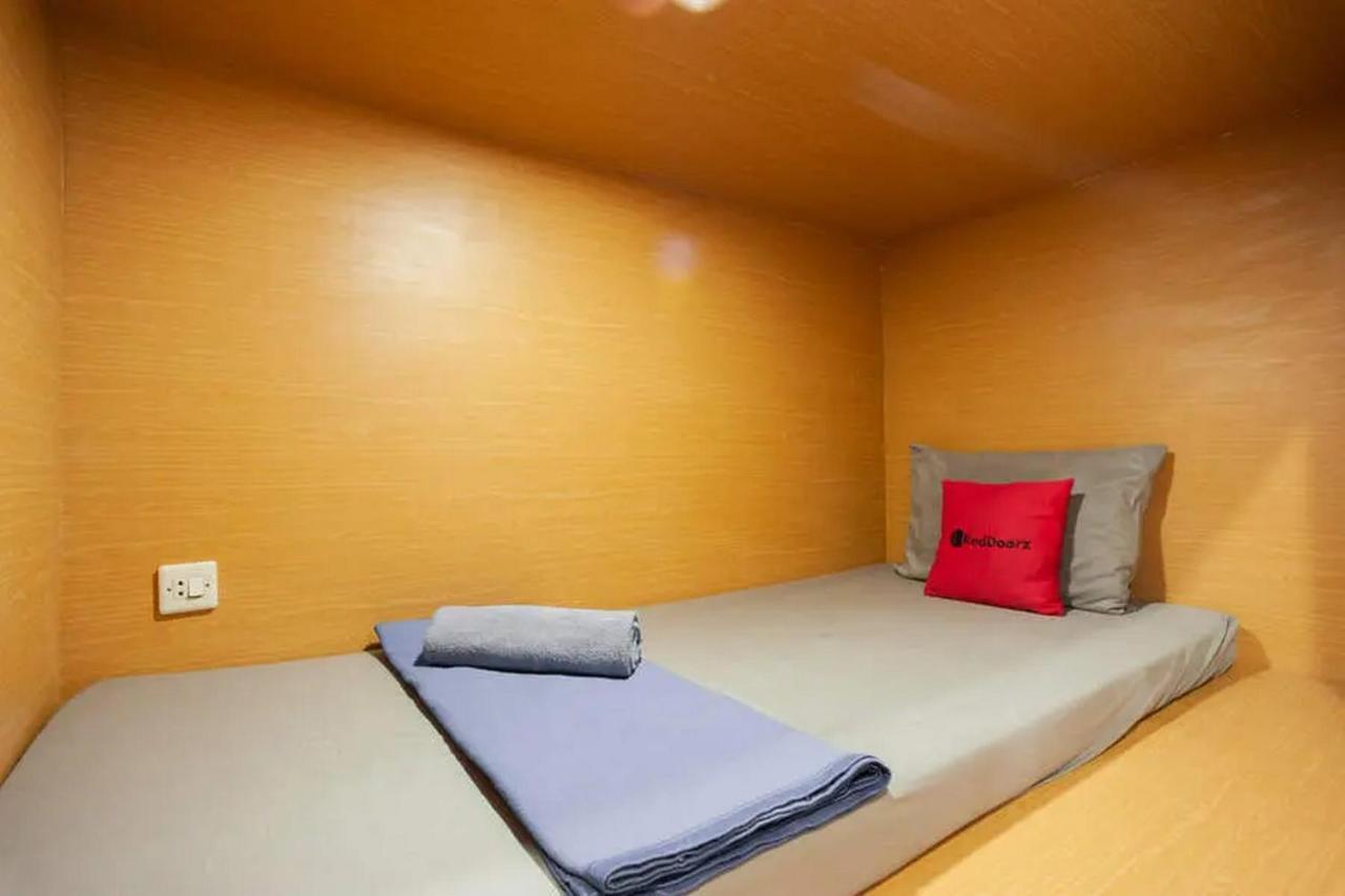 Reddoorz Hostel Near Taman Puring Τζακάρτα Εξωτερικό φωτογραφία
