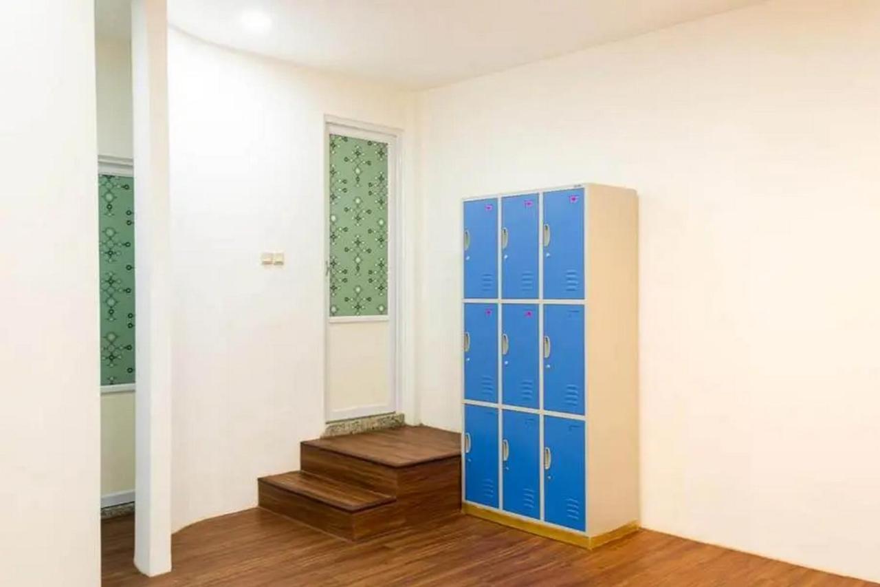 Reddoorz Hostel Near Taman Puring Τζακάρτα Εξωτερικό φωτογραφία